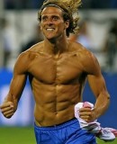 Diego Forlan signs contract